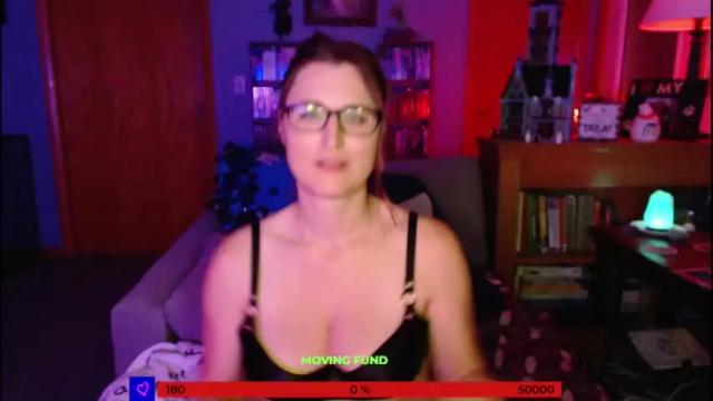 Image 12 of red_ivyxxx Stream on Chaturbate on 19 months ago