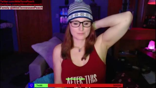 Image 10 of red_ivyxxx Stream on Chaturbate on 19 months ago
