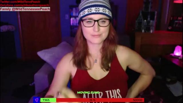 Image 4 of red_ivyxxx Stream on Chaturbate on 19 months ago
