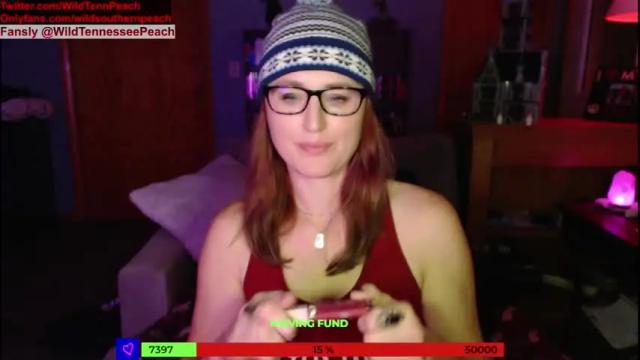 Image 6 of red_ivyxxx Stream on Chaturbate on 19 months ago
