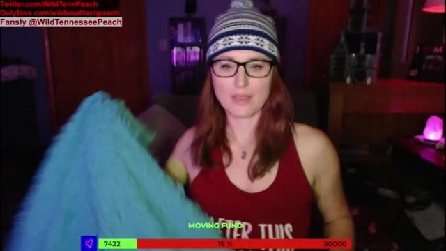 Image 8 of red_ivyxxx Stream on Chaturbate on 19 months ago