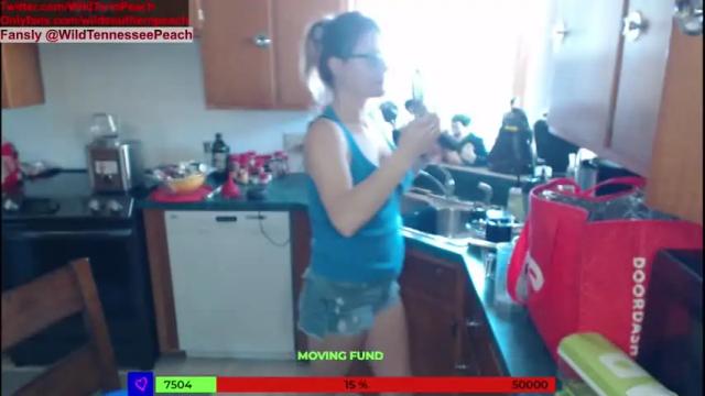 Image 12 of red_ivyxxx Stream on Chaturbate on 19 months ago