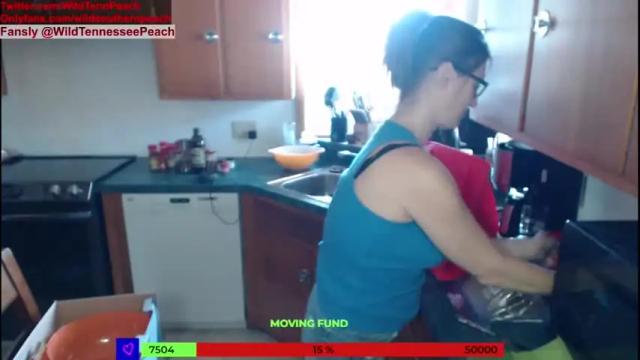Image 7 of red_ivyxxx Stream on Chaturbate on 19 months ago