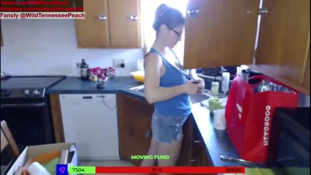 Image 8 of red_ivyxxx Stream on Chaturbate on 19 months ago