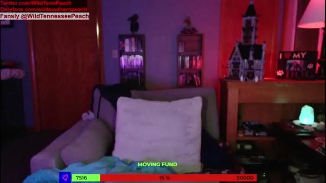Image 12 of red_ivyxxx Stream on Chaturbate on 19 months ago