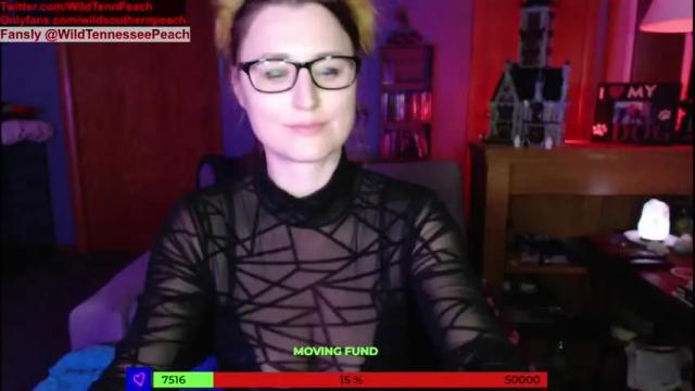 Image 8 of red_ivyxxx Stream on Chaturbate on 19 months ago