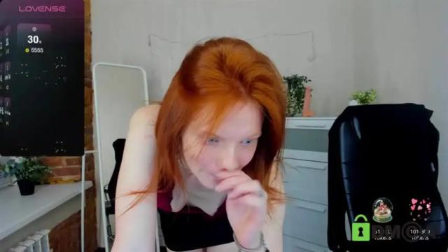Image 4 of red_lisa Stream on Chaturbate on 16 months ago