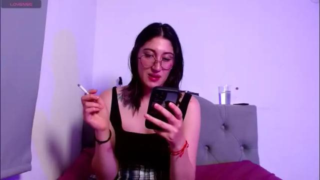 Image 6 of red_moonn Stream on Chaturbate on 1 month ago