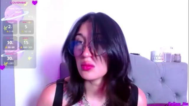 Image 8 of red_moonn Stream on Chaturbate on 1 month ago