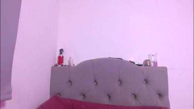 Image 4 of red_moonn Stream on Chaturbate on 1 month ago