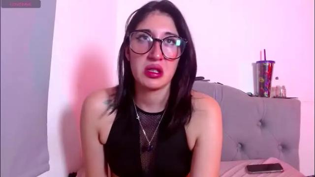 Image 2 of red_moonn Stream on Chaturbate on 9 days ago