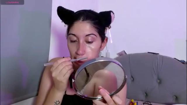 Image 4 of red_moonn Stream on Chaturbate on 6 days ago