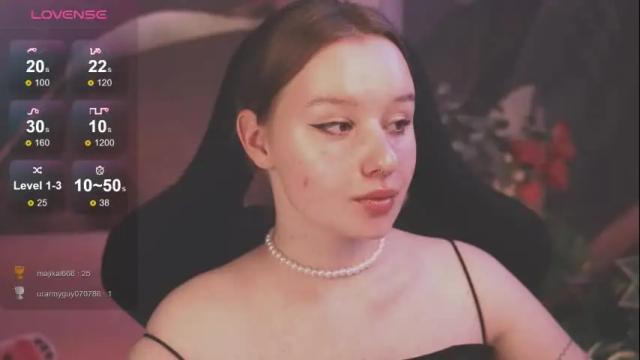 Thumbnail 2, red_queeen's Stream at Chaturbate, 4 months ago