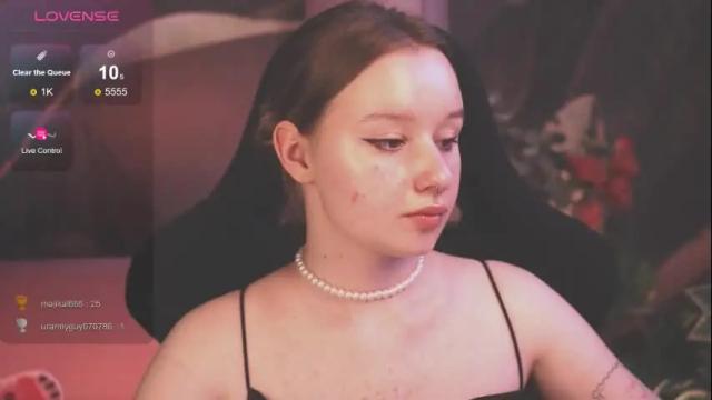 Thumbnail 3, red_queeen's Stream at Chaturbate, 4 months ago