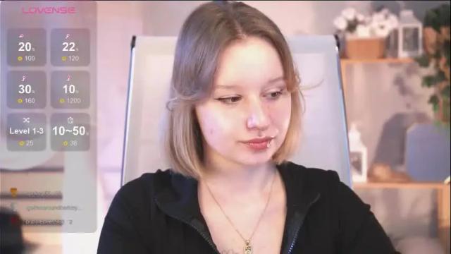 Image 11 of red_queeen Stream on Chaturbate on 4 months ago