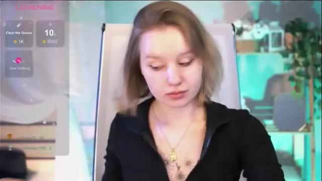 Image 3 of red_queeen Stream on Chaturbate on 4 months ago