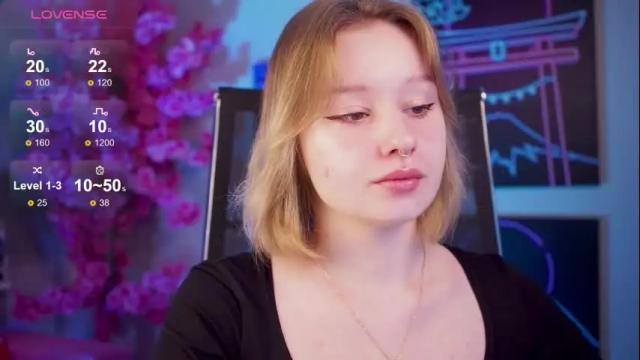 Thumbnail 3, red_queeen's Stream at Chaturbate, 4 months ago