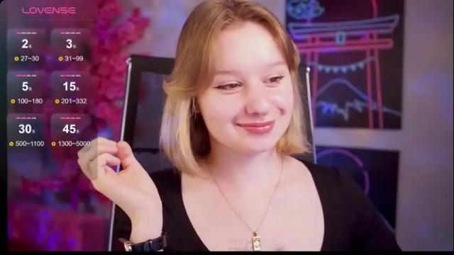 Thumbnail 3, red_queeen's Stream at Chaturbate, 4 months ago