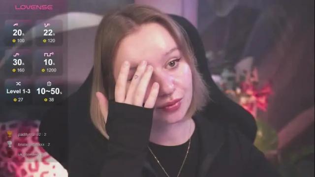 Thumbnail 1, red_queeen's Stream at Chaturbate, 4 months ago