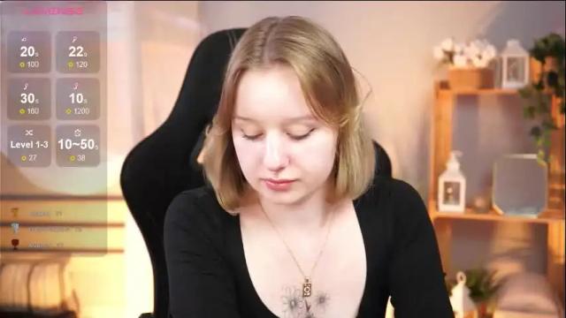 Image 7 of red_queeen Stream on Chaturbate on 4 months ago