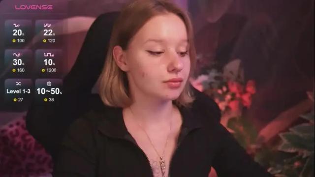 Thumbnail 2, red_queeen's Stream at Chaturbate, 3 months ago