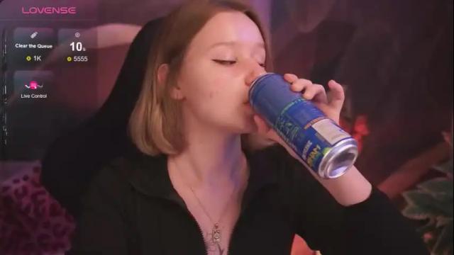 Image 6 of red_queeen Stream on Chaturbate on 4 months ago