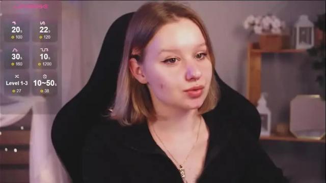 Image 8 of red_queeen Stream on Chaturbate on 4 months ago