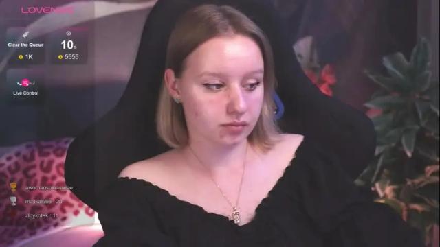 Thumbnail 2, red_queeen's Stream at Chaturbate, 3 months ago