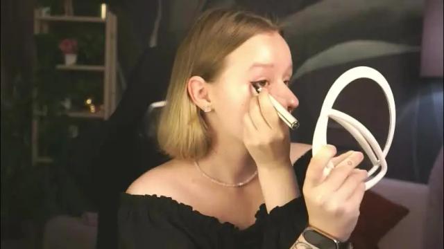 Thumbnail 1, red_queeen's Stream at Chaturbate, 2 months ago