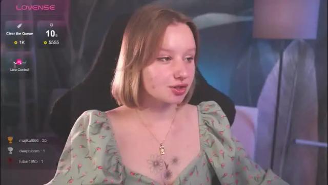 Thumbnail 3, red_queeen's Stream at Chaturbate, 2 months ago