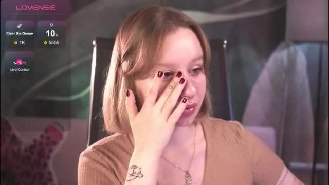 Thumbnail 3, red_queeen's Stream at Chaturbate, 2 months ago