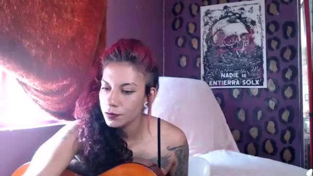 Image 4 of red_savage_ Stream on Chaturbate on 22 months ago