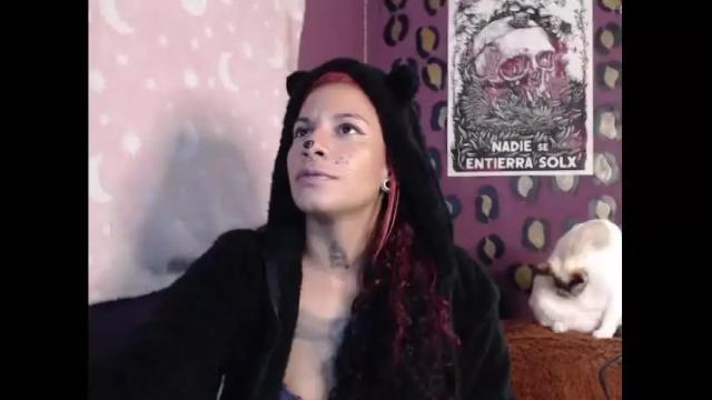 Image 3 of red_savage_ Stream on Chaturbate on 21 months ago