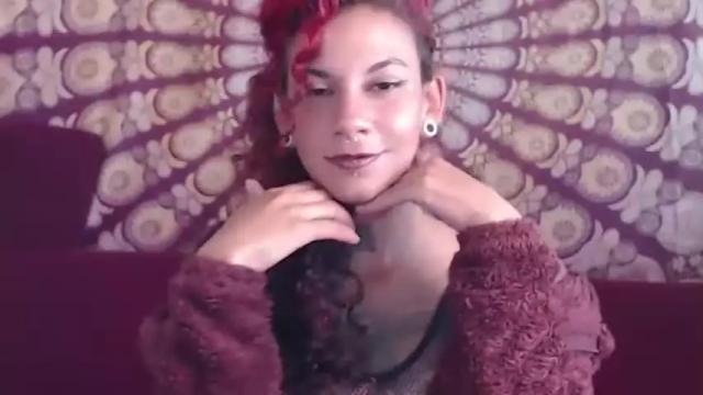 Image 3 of red_savage_ Stream on Chaturbate on 15 months ago