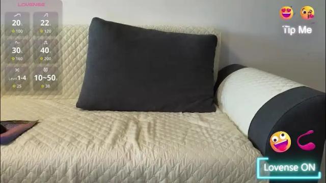 Image 10 of redangeell Stream on Chaturbate on 4 months ago