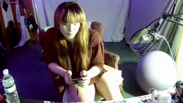 Image 12 of reddragongal Stream on Chaturbate on 17 months ago