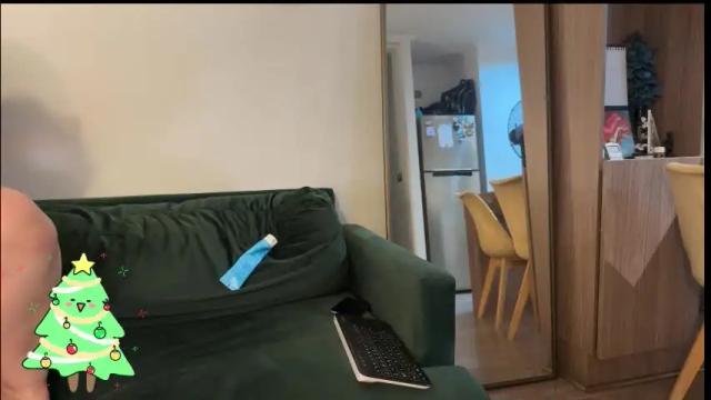 Image 10 of redfloweer Stream on Chaturbate on 1 month ago