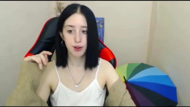 Image 12 of redhead_pretty Stream on Chaturbate on 17 months ago