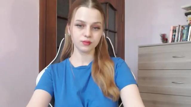 Image 12 of redhead_rabbit Stream on Chaturbate on 13 months ago