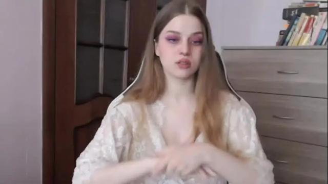 Image 2 of redhead_rabbit Stream on Chaturbate on 2 months ago