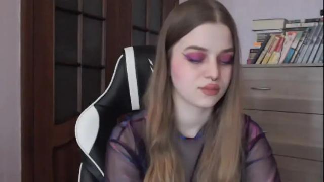 Image 7 of redhead_rabbit Stream on Chaturbate on 2 months ago