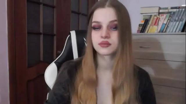 Image 6 of redhead_rabbit Stream on Chaturbate on 2 months ago