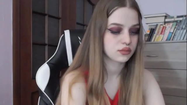 Image 8 of redhead_rabbit Stream on Chaturbate on 2 months ago