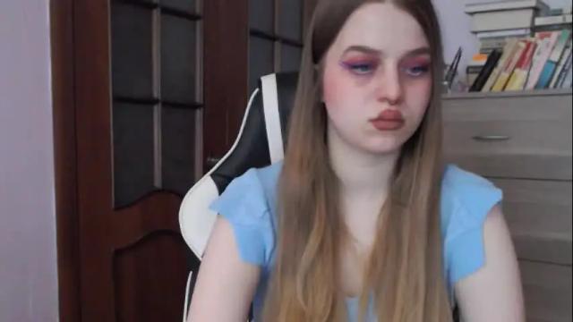 Image 11 of redhead_rabbit Stream on Chaturbate on 1 month ago