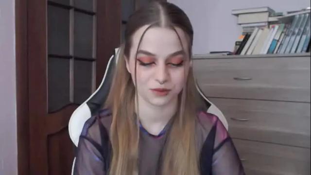 Image 12 of redhead_rabbit Stream on Chaturbate on 1 month ago