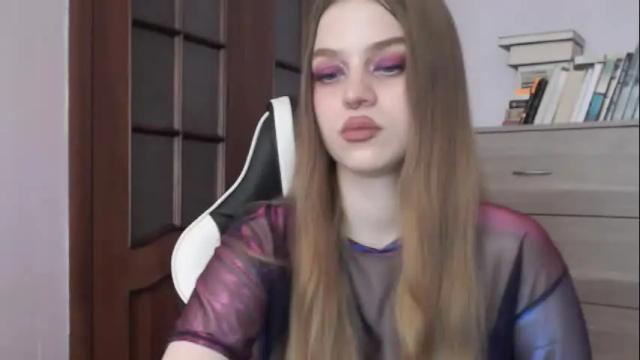 Image 10 of redhead_rabbit Stream on Chaturbate on 18 days ago