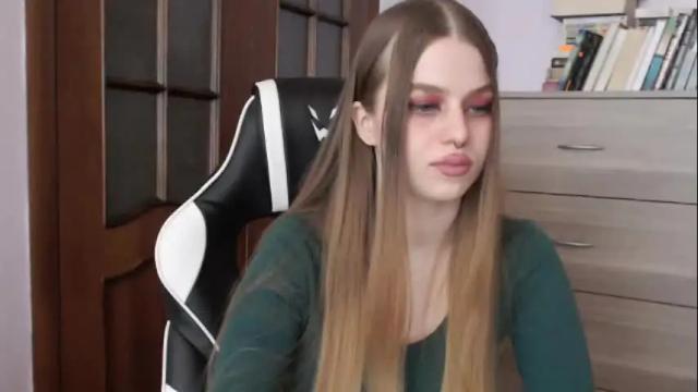 Image 8 of redhead_rabbit Stream on Chaturbate on 2 days ago