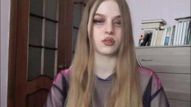 Image 11 of redhead_rabbit Stream on Chaturbate on 2 months ago