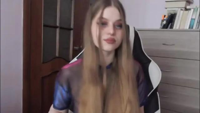 Image 8 of redhead_rabbit Stream on Chaturbate on 2 months ago