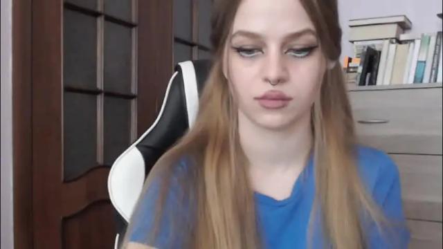 Image 11 of redhead_rabbit Stream on Chaturbate on 2 months ago